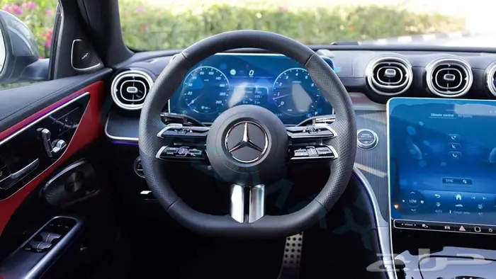مرسيدس C200 بريميوم بلس 2025 خليجي اصفار مع ضمان الوكيل 10