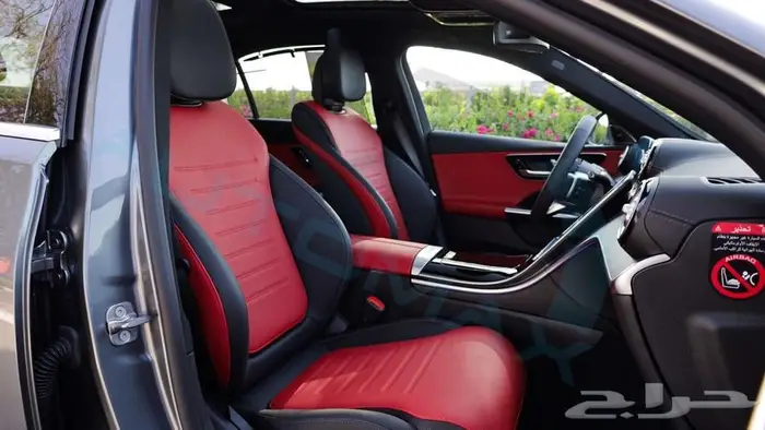 مرسيدس C200 بريميوم بلس 2025 خليجي اصفار مع ضمان الوكيل 23