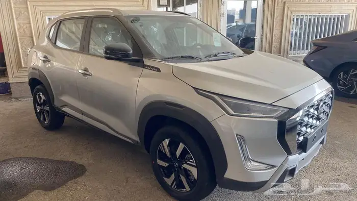 نيسان مجنايت 1