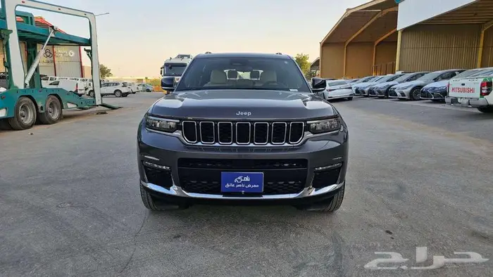 جيب جراند شيروكي 2023 ليمتد 0