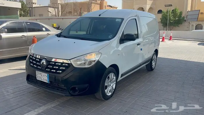 فان رينو دوكر 2022 نضيف جدا 1