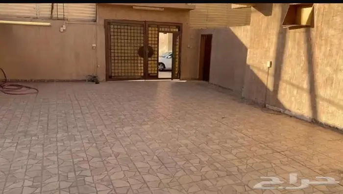 دور للبيع في حي الرويعيات قريب المسجد والمدارس 3