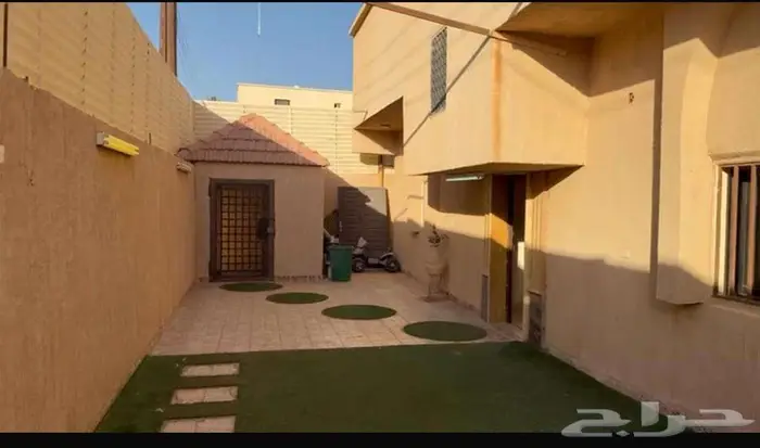 دور للبيع في حي الرويعيات قريب المسجد والمدارس 4