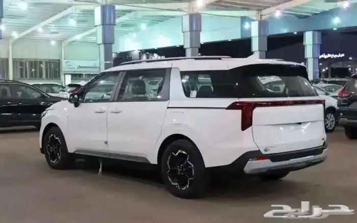 كيا كارنيفال استاندر 2025 افضل سعر سوق واقوى العروض كاش 4