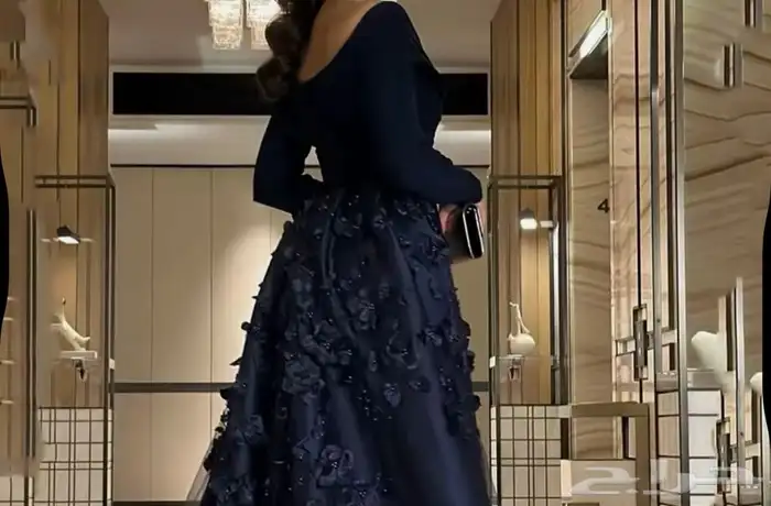 للبيع فستان سهرة أزرق أنيق بجودة عالية 1