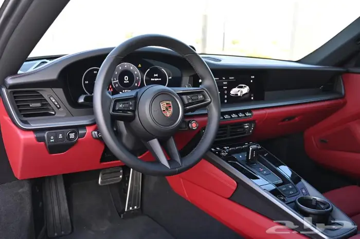 بورش 911 كاريرا 2025 مميزات عالية 26