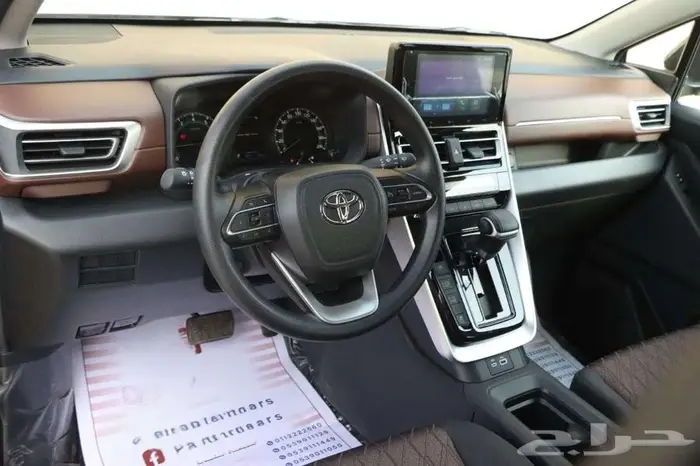 تويوتا انوفا بنزين GLموديل 2024 25