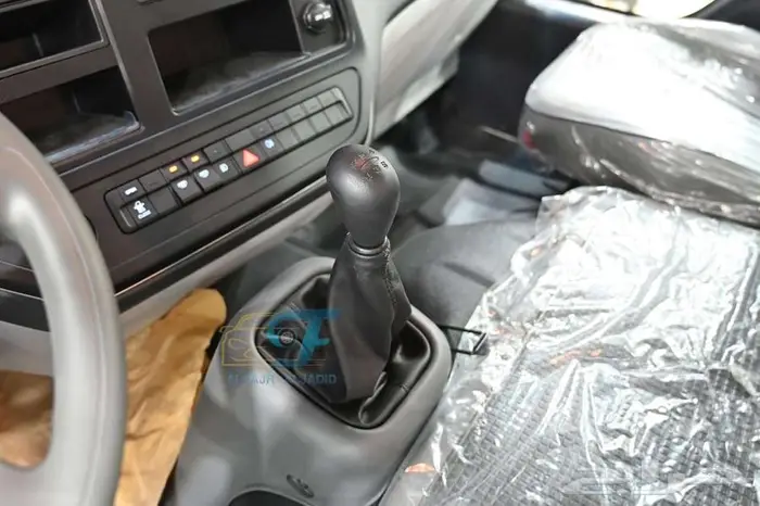 هيونداي باص كاونتي 26- 23 راكب بالنقد والتقسيط 9