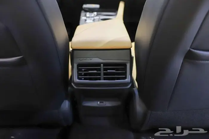 شانجان يوني في سبورت و اليت 2026 UNI V 11