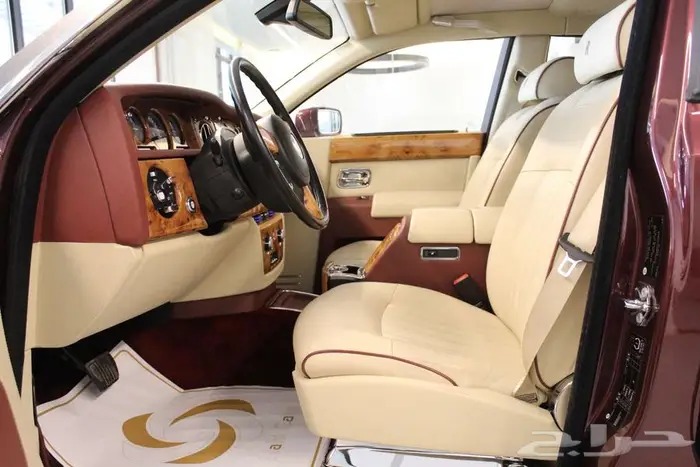 رولز رويس فانتوم 2007 مخزن 8