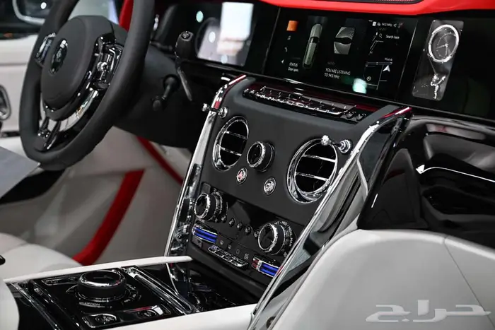 شركة لبريمي لسيارات رولز رويس كولينان 10