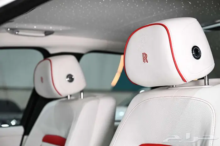 شركة لبريمي لسيارات رولز رويس كولينان 7