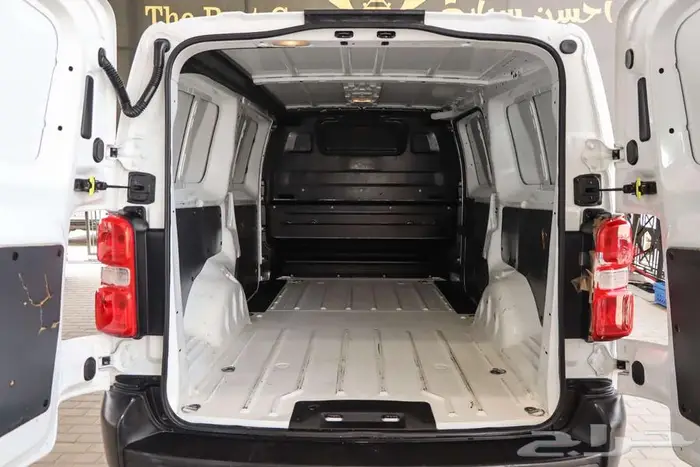 فان بضاعه بيجو موديل 2021 ديزل 11