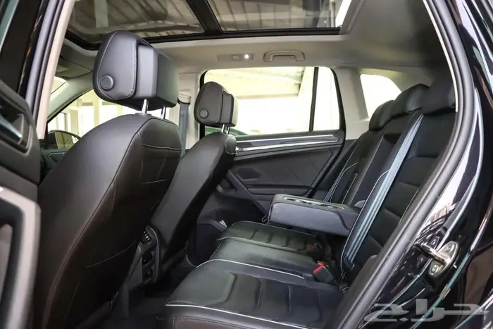 فولكس واجن تيجوان فل كامل موديل 2024 شبه جديد 9