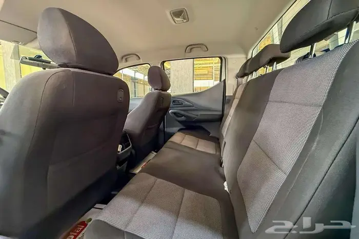 بيجو لاندتريك ونيت 2023 ابيض سعودي 9