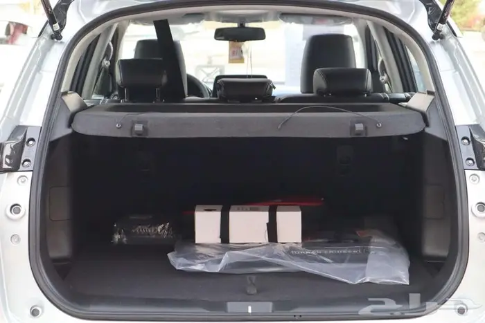 تويوتا اوربان كروز 2026 فل كامل 9