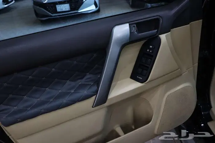 تويوتا برادو TXL موديل 2015 11