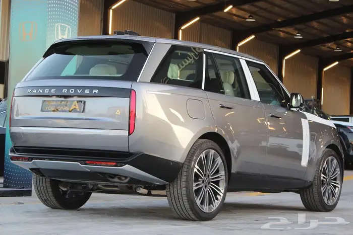 صيانة مجانية 60 الف كم رينج روفر اوتوبيوغرافي 8 سلندر 2025 5