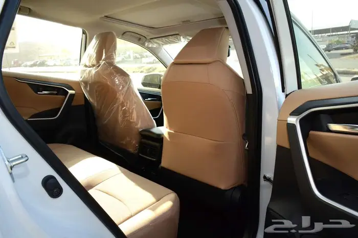 تويوتنا راف فور 2025 XLE فتحة دبل بالنقد والتقسيط 5