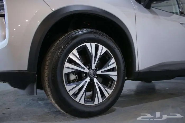 نيسان اكستريل SV دبل موديل 2025 7