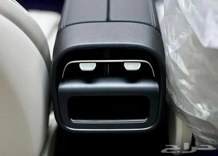 مرسيدس E200 جديدة موديل 2025 20