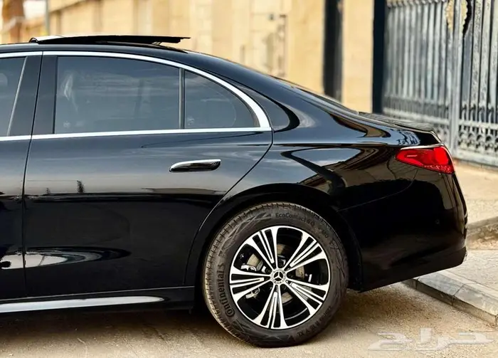 مرسيدس E200 جديدة موديل 2025 25