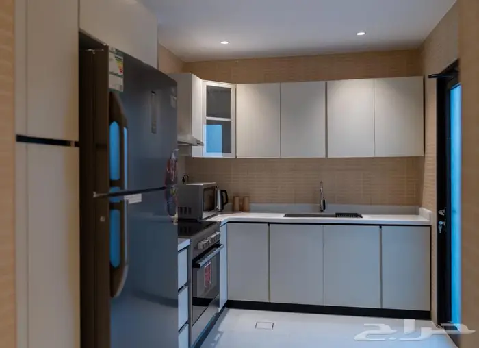 شاليه على البحر للايجار 12