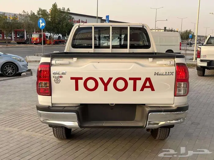 تويوتا هايلوكس غمارتين ديزل دبل GL2 سلق م 2025 - سعودي 4