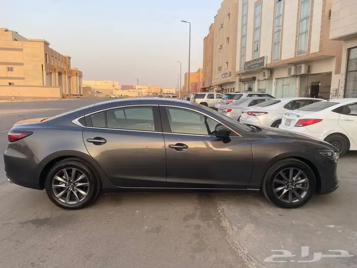 للبيع مازدا 3