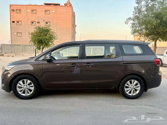 كيا كرنفال 2016 3