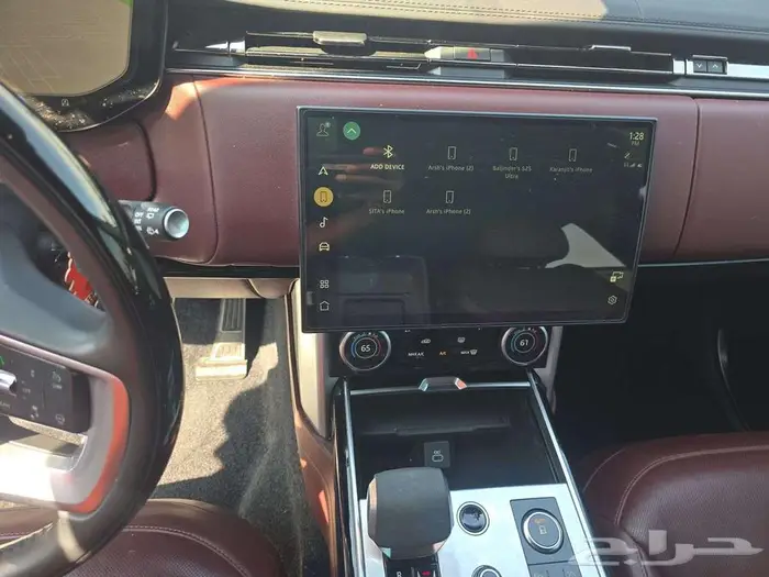 2023 Land Rover Range Rover SE 12