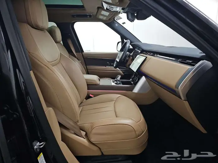 2023 Land Rover Range Rover SE عرض مميز 10
