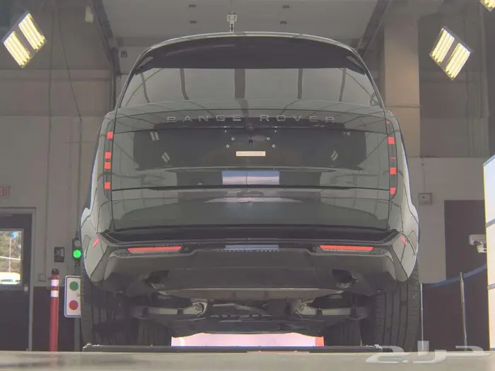 2025 Land Rover Range Rover SE 5
