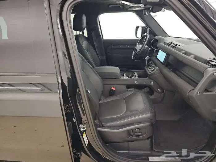 2023 Land Rover Defender 110 X-Dynamic SE 8