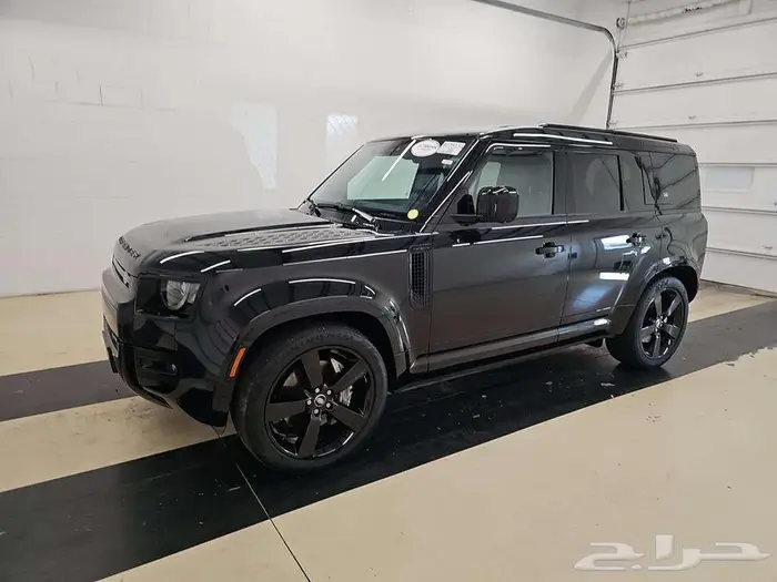 2023 Land Rover Defender 110 X-Dynamic SE 0