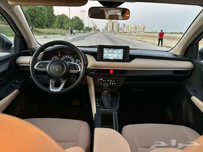 تويوتا يارس 2023 عداد 40 فقط 24