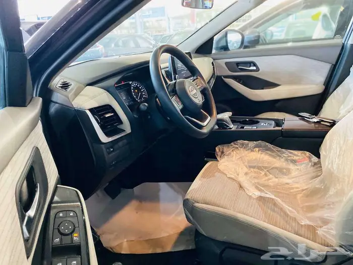 نيسان اكس تريل 5 مقاعد دفع امامي 2025 S ( كاش   اقساط ) 24