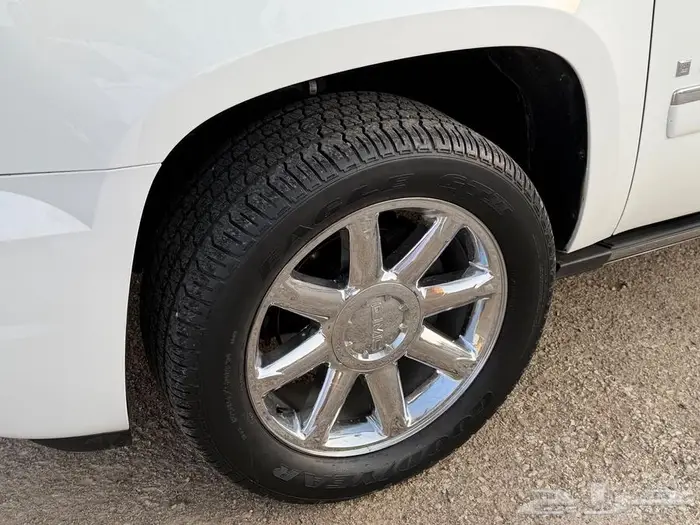 جمس دينالي 2009 مخزن نضيف 23