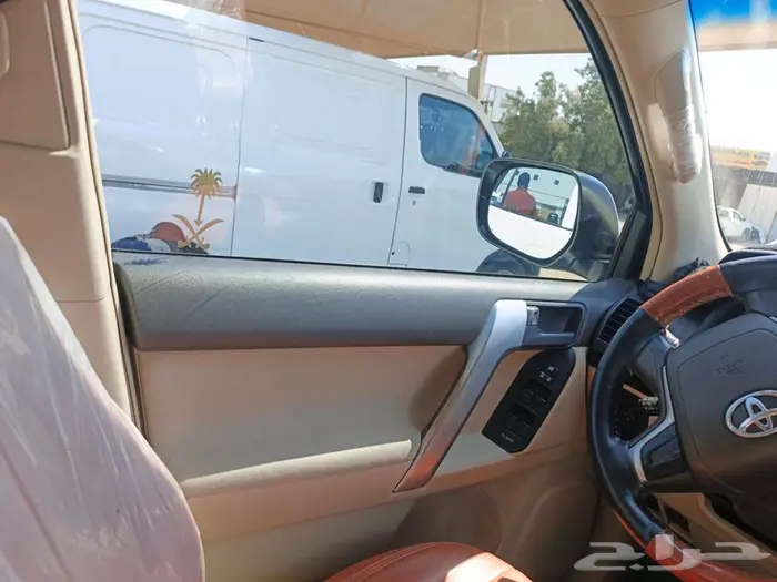 برادو 2018 نظيف للبيع 15