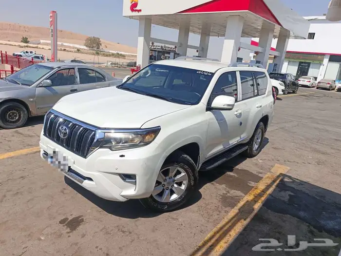 برادو 2018 نظيف للبيع 1