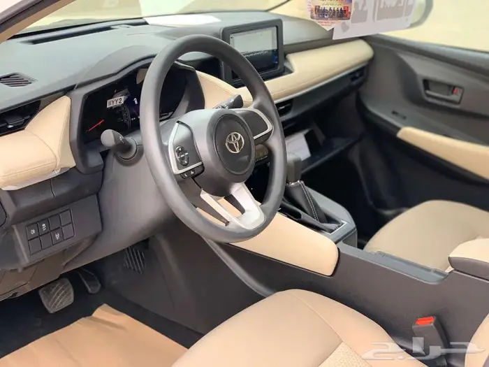 تويوتا يارس 2026 ستاندر 3