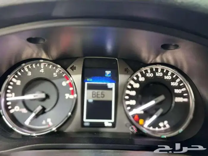 هايلوكس غمارتين اوتوماتيك بنزين فل كامل بريمي 2025 مفتاح 9