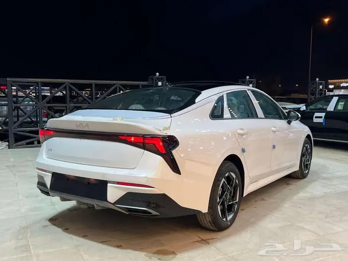 كيا K5 استاندر مطور بانوراما موديل 2025 3