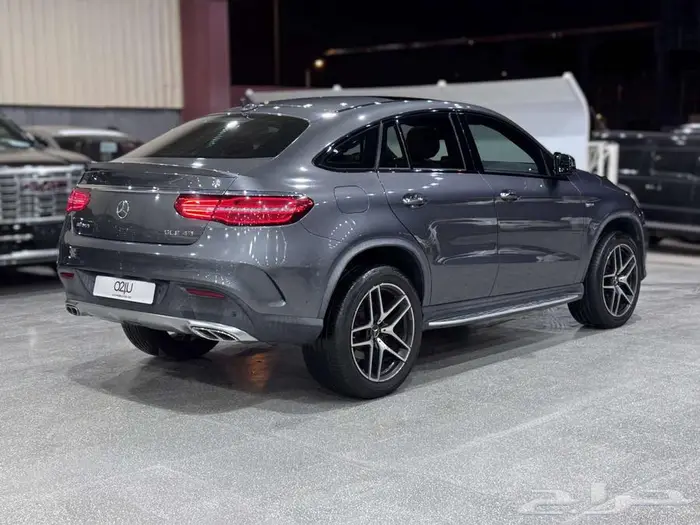مرسيدس بنز GLE43 موديل 2017 3