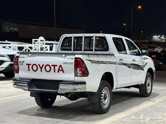 تويوتا هايلكس غمارتين دبل GL2 ديزل سلق سعودي 2025 6