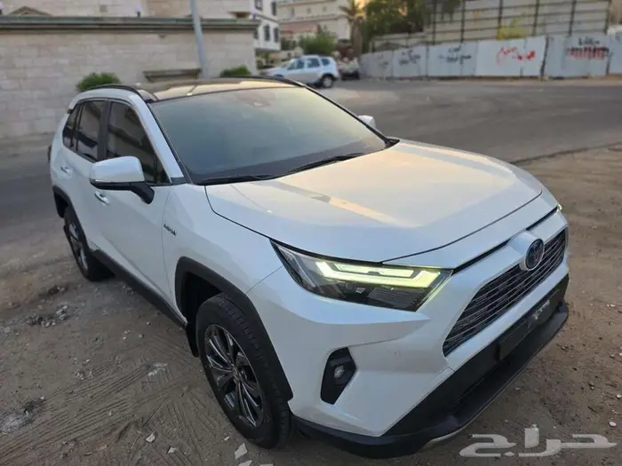 Toyota Rav4 2024 Limited Full Option Hybrid 3