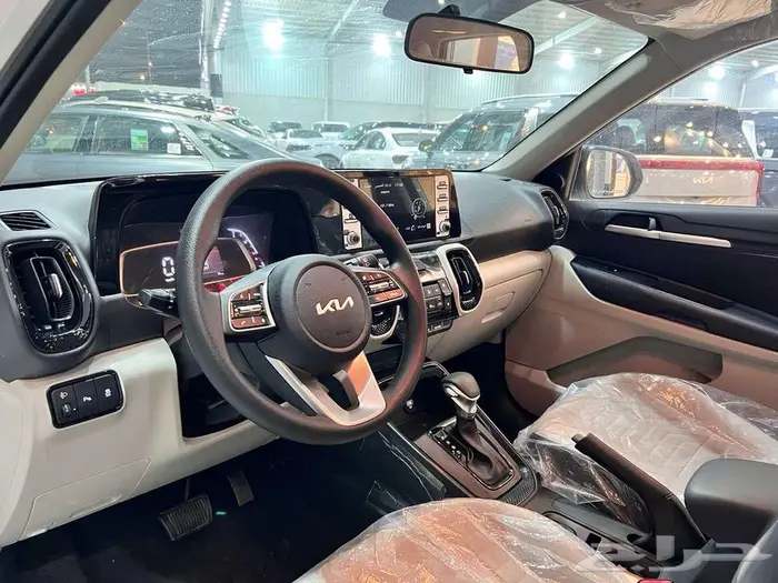 كيا سونيت ستاندر مطور 2024 متوفر ابيض و فضي 8