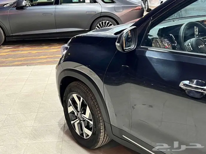 كيا سونيت ستاندر مطور 2024 متوفر ابيض و فضي 4