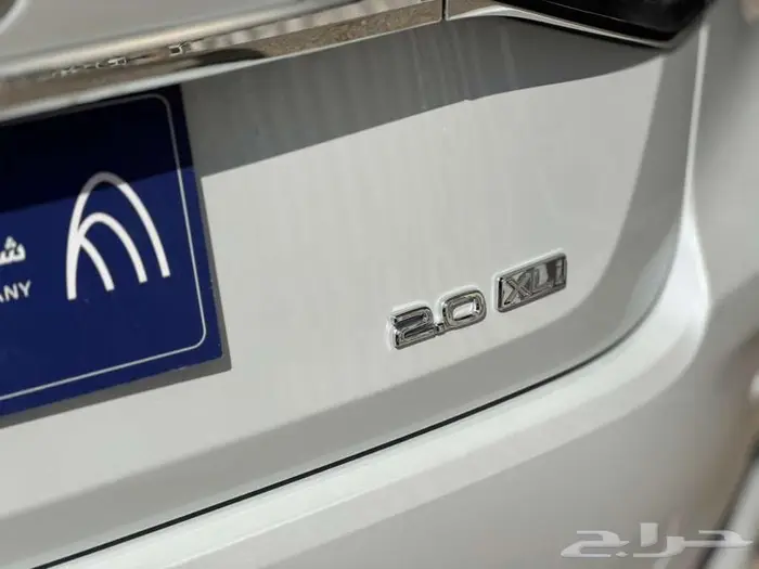 كورولا 2025   فئات XLI 2.0 و 1.5 بجميع أنواعها 11