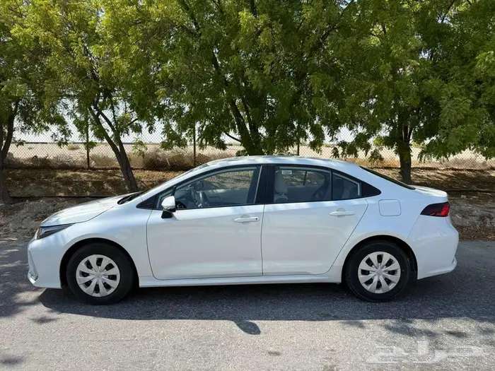 كورولا 2023 العداد 65 ألف بحاله ممتازه عبداللطيف جميل 1